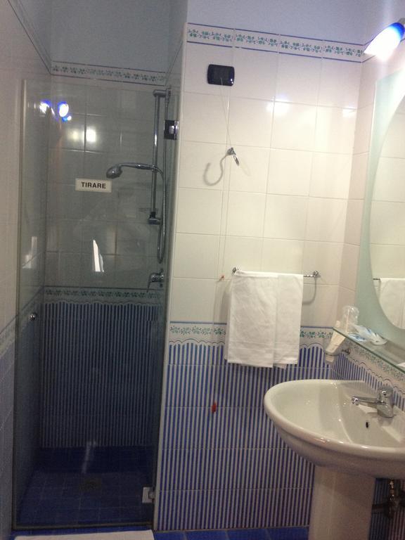 Hotel L' Anicre Varcaturo Szoba fotó